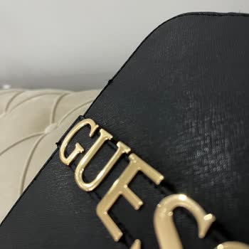 Adana Optimum AVM Guess Şubesinden Aldığım Guess Çantanın İpleri Sökük