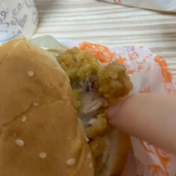 Popeyes Bozuk Ürün Gönderdi