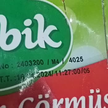 BİM Tombik Sucuk İçindeki Çok Değişik Şeyler Çıktı