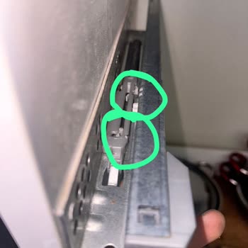 Samet A.Ş Ray Plastiği Kırık