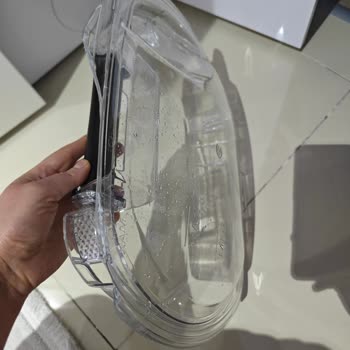 Hoover Kurutma Makinesi Su Haznesi Kırıldı.