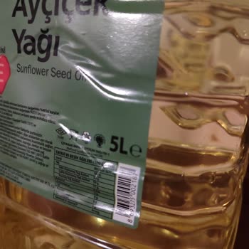 Çotanak Yağ Kötü Kokuyor Ve Yemeklere De Kötü Tad Veriyor. Kullanılmıyor.