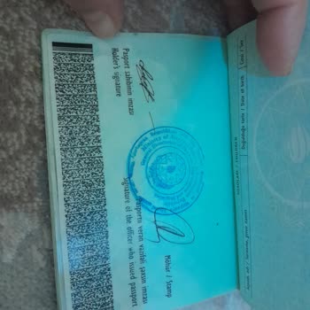 Pasaportum 4 Ay Oldu Helede Gelmedi Rica Ediyorum Yardim Edin.