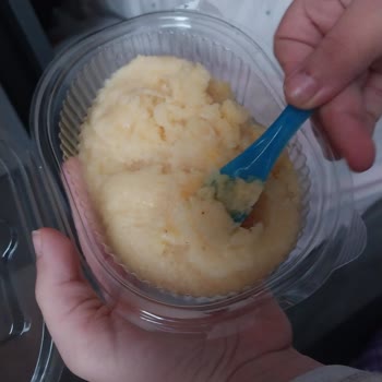 Üstatlım Tarihi Geçmiş Ve Kalitesiz Peynir Helvası Hayal Kırıklığı