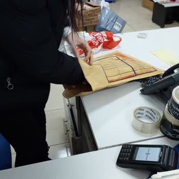 Vodafone Gönderilen Modem İçin Ücret Talep Ediyor.