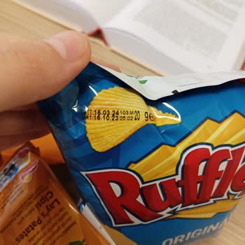 Migros Tarihi Geçmiş Ürün Satıyor