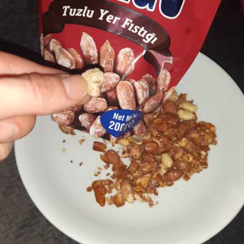 Amigo Tuzlu Fıstığın İçinden Taş Çıktı