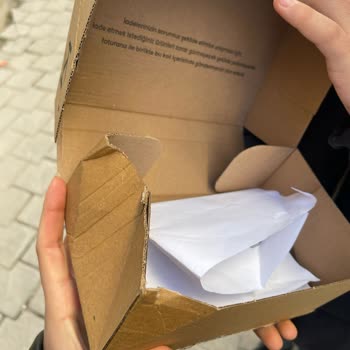 Trendyol Ve Aras Kargo Boş Paket