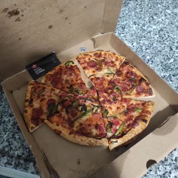 Pizza Hutt Pişmanlıktır