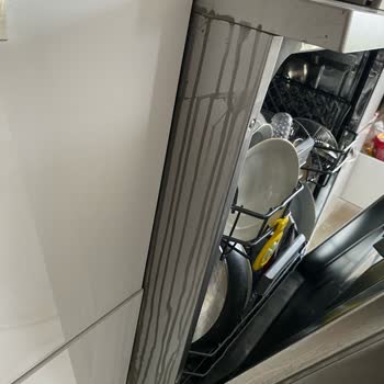 Vestel 4202 X Wi-Fi 4 Programlı Bulaşık Makinesi İnox Renk Atması.