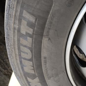 Michelin Ön Lastik Çatlağı Ve Garanti Süreci Mağduriyeti