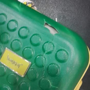 MÇS Çanta Yeni Valizlerim İlk Seyahatte Kırıldı!