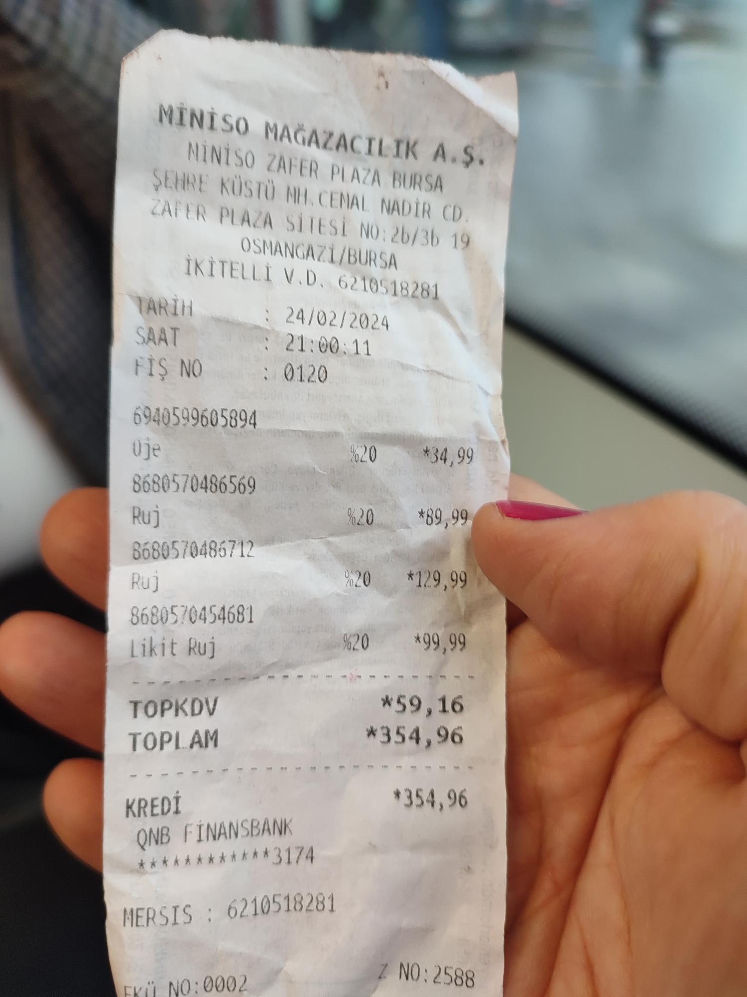 Miniso Mağazasında Bozuk Kozmetik Ürünler Şikayetvar