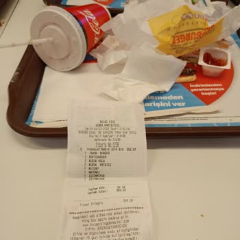 Burger King De Dayak Yemediğimiz Kaldı