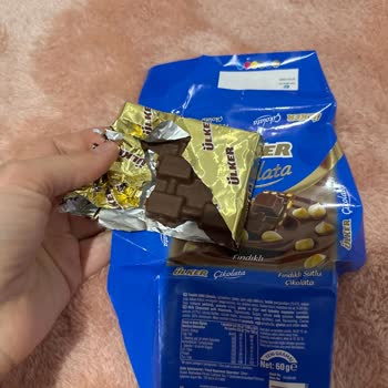 Ülker Fındıklı Çikolata Küf Kokuyor