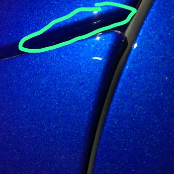 Auto Master Sıfır Aracımı Kaplama Esnasında Maket Bıçağıyla Çizdi