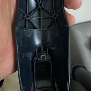 Electrolux PC-91 Green Hortum Tutma Başlığı