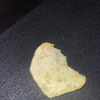 Lays Yoğurt Ve Mevsim Yeşillikli Cipsinden İpe Benzer Bir Şey Çıktı