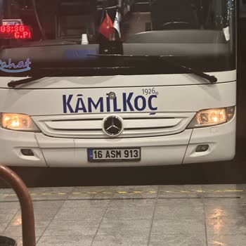 Kamil Koç Kırık Bavul Ve Müşteri Memnuniyetsizliği
