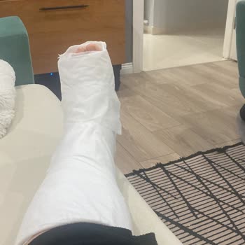 Converse Ayakkabının Tabanı Çok Kayıyor