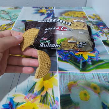Eti Gıda Bisküvinin İçinden İp Çıkması