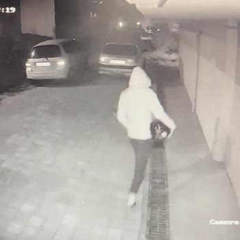 Domino's Pizza Kurye İhmali: Kask Ve Eldiven Kaybı