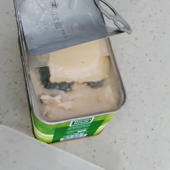 Tarım Kredi Kooperatif Market Peynir Küflü Çıktı