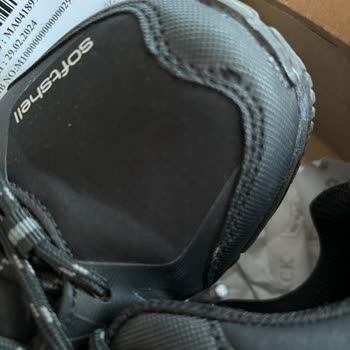 İki Büyük Marka Ürün Hatasını Kabul Etmiyor Lumberjack/In Street