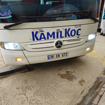 Kamil Koç Bakımsız Araç Ve Çok Kişiye Elden Bilet Satışı.