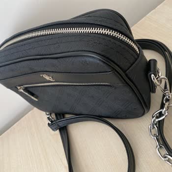 Tamer Tanca Üretim Hatası Çantanın Kulpunu Çok Aşağıda Yapmışlar Ters Dönüyor