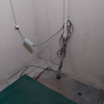 Starpark 45 Park AVM'de Mescit Yeri Belli Değil Girişini Bulabileni Tebrik Ediyorum