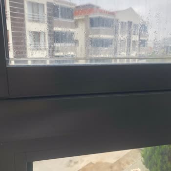 Albert Genau Çift Camlı Balkon