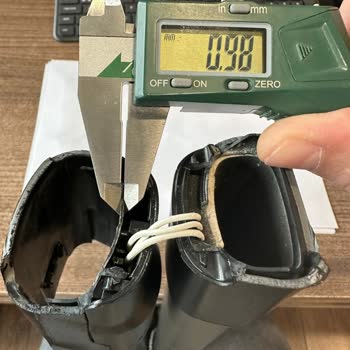 PHILIPS Ev Aletleri SpeedPro Max Serisi Şarjlı Dikey Süpürge Süpürge Borusu Kilidi Kırıldı