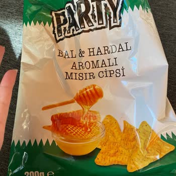 BİM Party Ballı Hardallı Cips İçinden Çıkan Değişik Madde