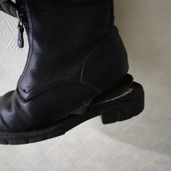 Deichmann 2 Ayda Pert Bot