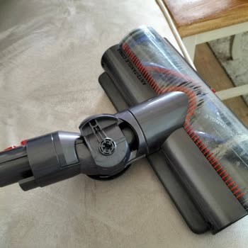 Dyson Süpürgenin Tekerlek Arızası