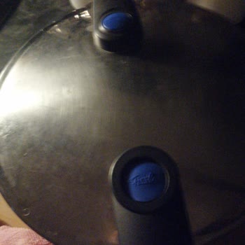 Fissler İçinde Yemek Varken Düdüklü Tencere Kapak Sıkıştı