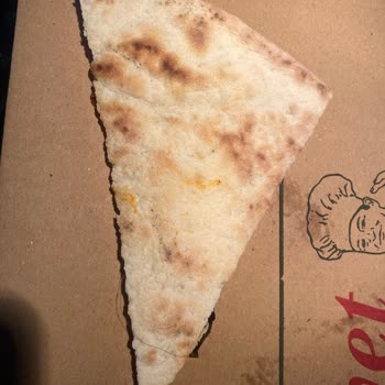 Yemeksepeti Akdeniz Pizzadan Kıl Çıktı!