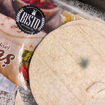 Şok Market "Bisto" Markalı Lavaş Küflü Çıktı