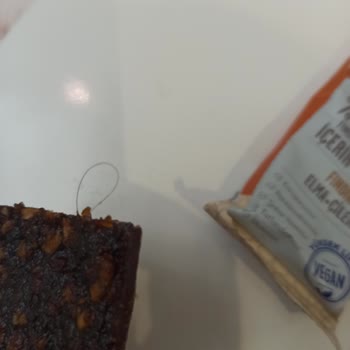 Mixmey Meyve Barının İçinden Kıl Çıktı