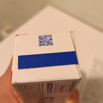 Sensodyne Tarihi Geçmiş Ürün Satılıyor