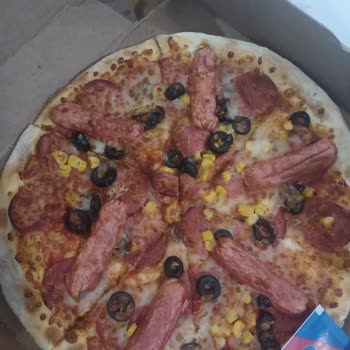 Domino's Kalmış Soğuk Pizza Geldi