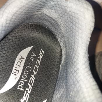 Skechers Ayakkabı İçinde 1 Haftada Yırtılma Ve Değişmiyorlar.