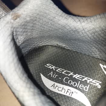 Skechers Ayakkabı İçinde 1 Haftada Yırtılma Ve Değişmiyorlar.