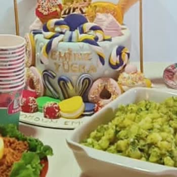 Çevre Pastaneleri Pasta Şeker Hamuru Renkleri