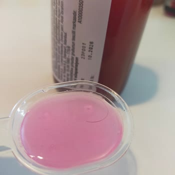 Calpol Şuruptan Kıl Çıktı