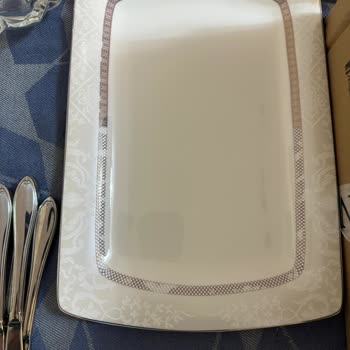 Karaca Züccaciye Karaca Markalı Yemek Setinin Deseni Silinmesi