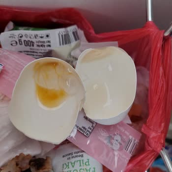 Yemeksepeti Kokmuş Çürümüş Böceklenmiş Bayat Ürünlerle Sıktınız Artık