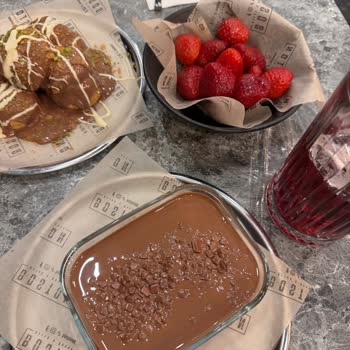 Boston Drink & Dessert Fazla Hesap Alıyor!