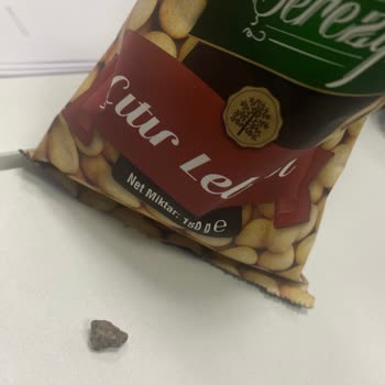 A101 Çerezya Çıtır Leblebiden Çıkan Taş